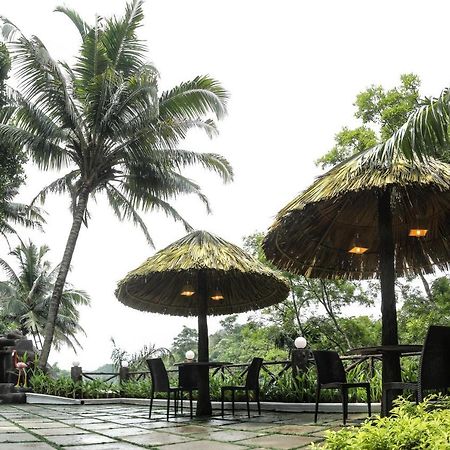 Thenmala Hormuz Inn Kolattupuzha Екстериор снимка