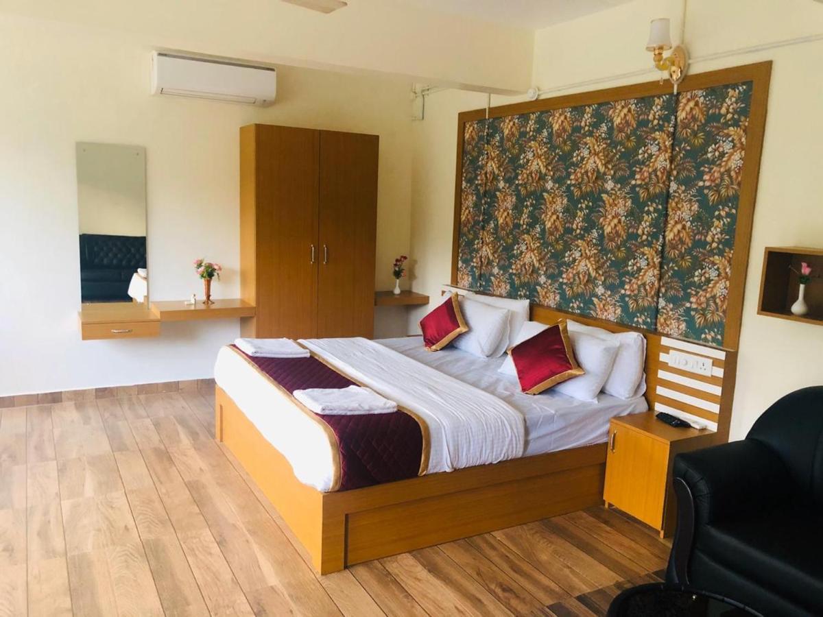 Thenmala Hormuz Inn Kolattupuzha Екстериор снимка