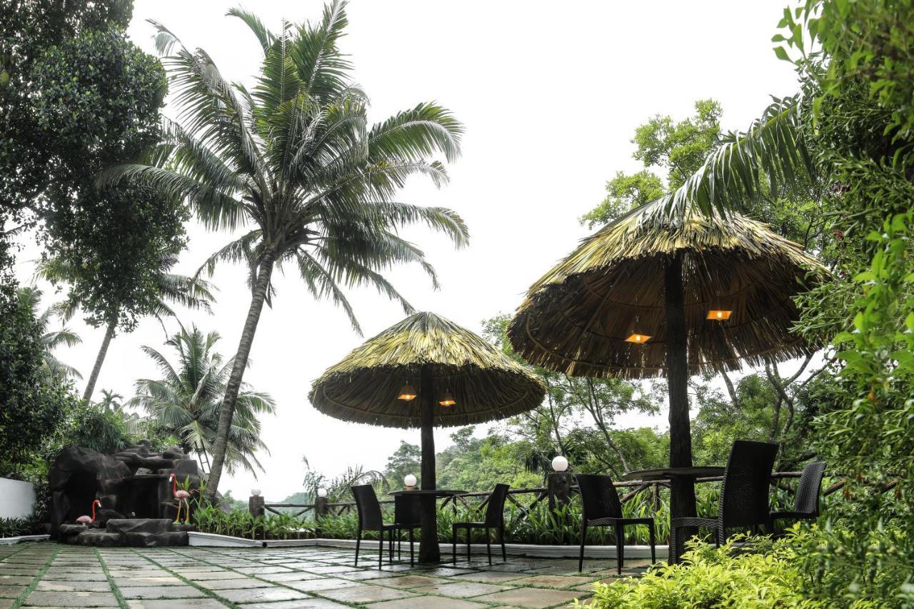 Thenmala Hormuz Inn Kolattupuzha Екстериор снимка
